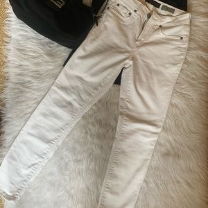 White Aeropostale’s high waisted jeggings